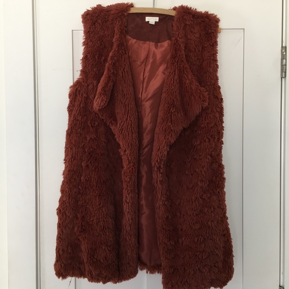 Wild Pearl // Faux Fur Vest